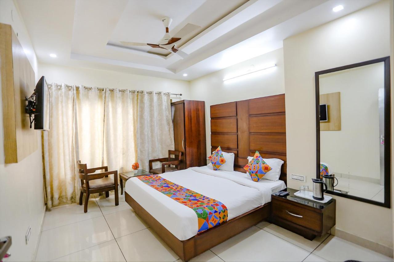 FabHotel Winter Line Inn Masuri Exterior foto