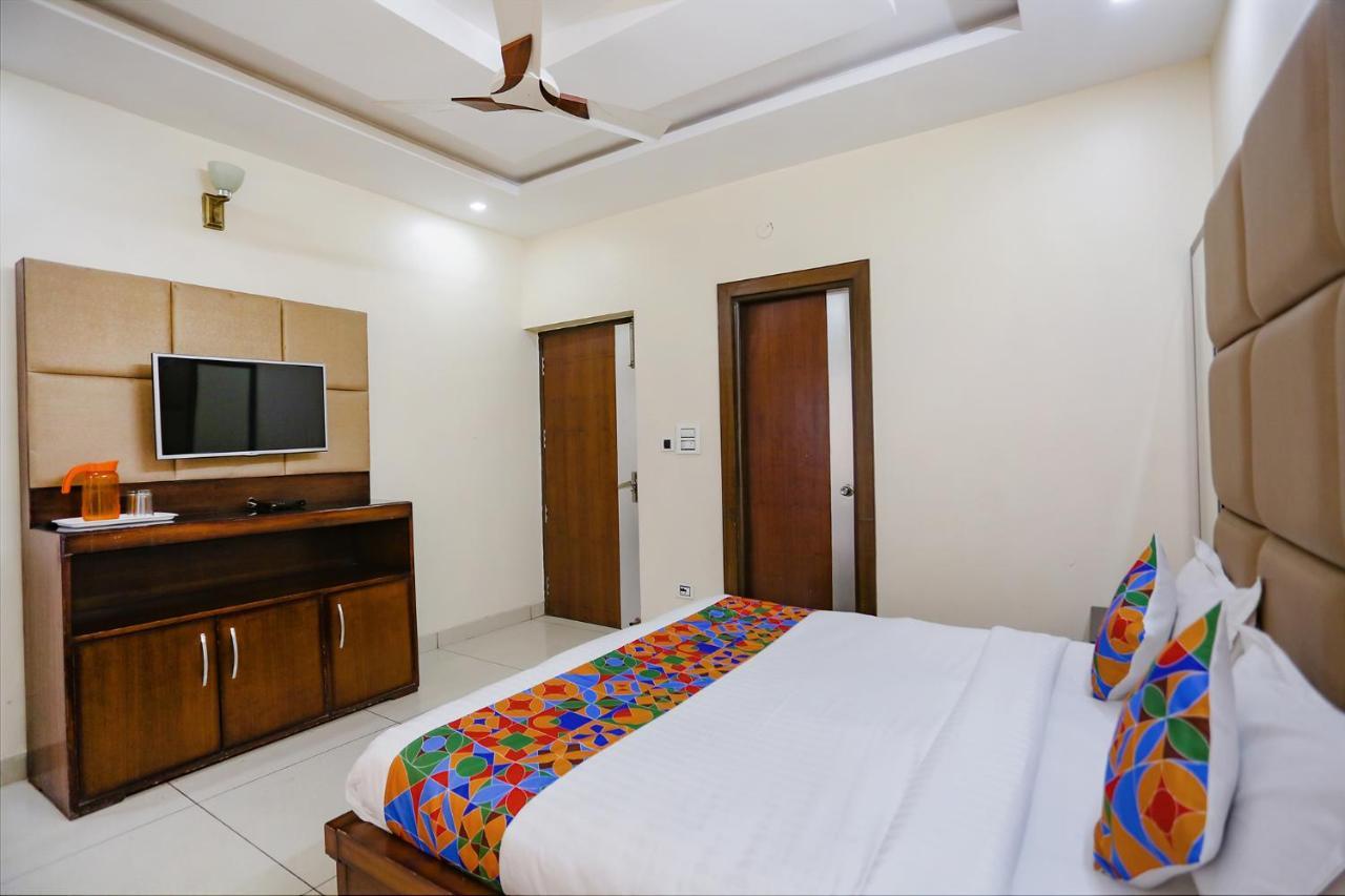 FabHotel Winter Line Inn Masuri Exterior foto