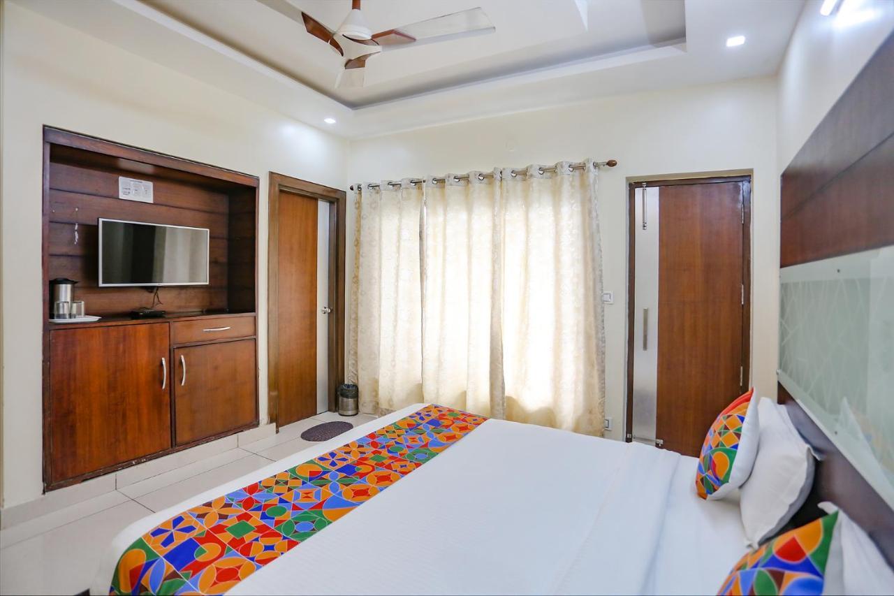 FabHotel Winter Line Inn Masuri Exterior foto
